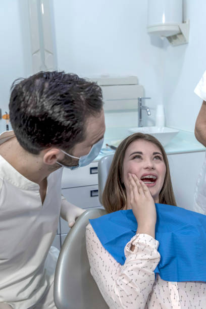 Best Emergency Dental Care for Broken or Chipped Teeth in Deep River Center, CT